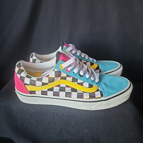 Vans Shoes - Vans Old Skool Size 6.5m/8W Blue Pink Yellow Checkerboard Men/Women Shoes